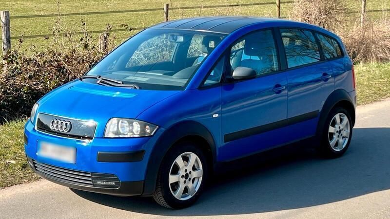 Blau Gebraucht 2003 Audi A2 Design Kleinwagen | 4.599 € - Bild 1/4