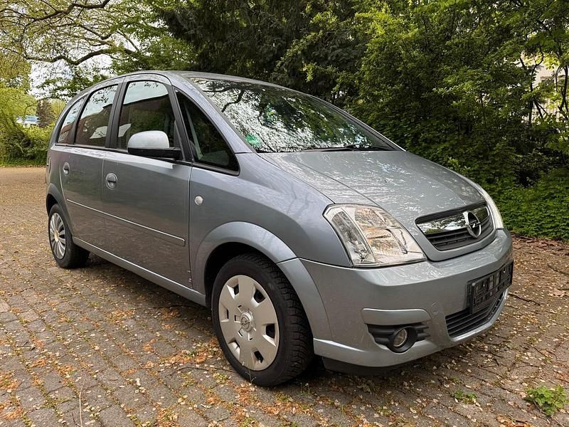 Second-hand Opel Meriva 105 CP (77 kW) 2006 Albastru Monovolum