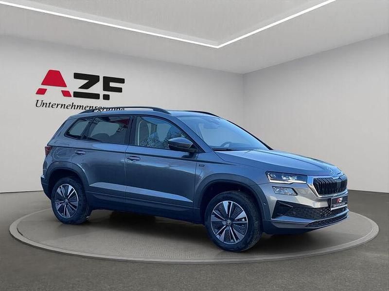 Gebraucht Skoda Karoq Tour 150 PS (110 kW) 2025 Grau SUV