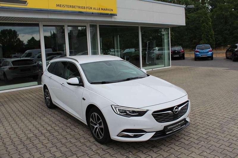 Schneeweiss/summitwhite/arctic Gebraucht 2018 Opel Insignia Kombi | 14.890 € (Etwas zu teuer) - Bild 1/4
