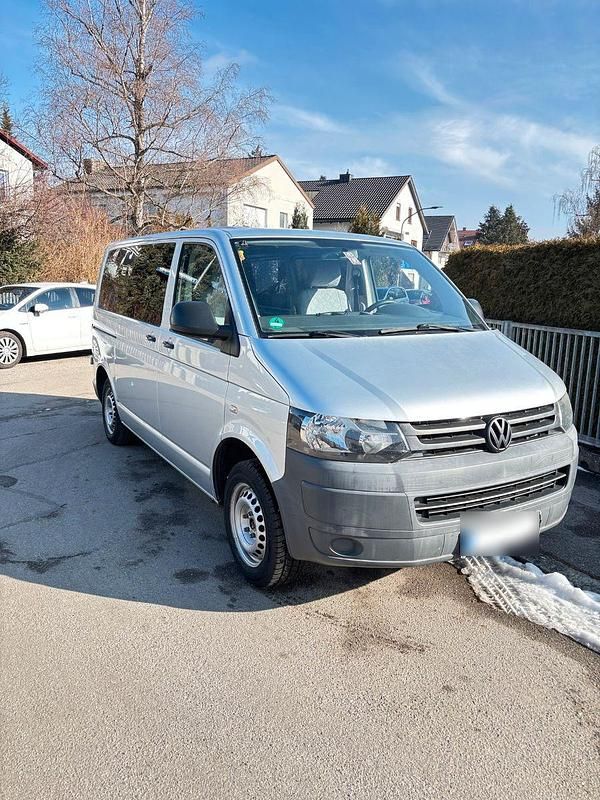 Gebraucht VW Transporter 140 PS (102 kW) 2010 Silber Van