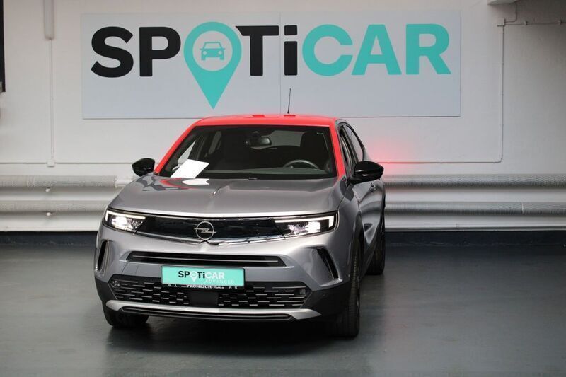 Kontrast grau/quarz silber (metallic) Gebraucht 2022 Opel Mokka Ultimate SUV | 17.900 € (Fairer Preis) - Bild 1/4
