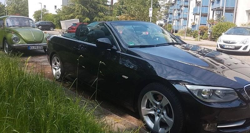 Schwarz Gebraucht 2010 BMW 325 Cabriolet Comfort Edition Cabrio | 11.300 € (Superpreis) - Bild 1/4
