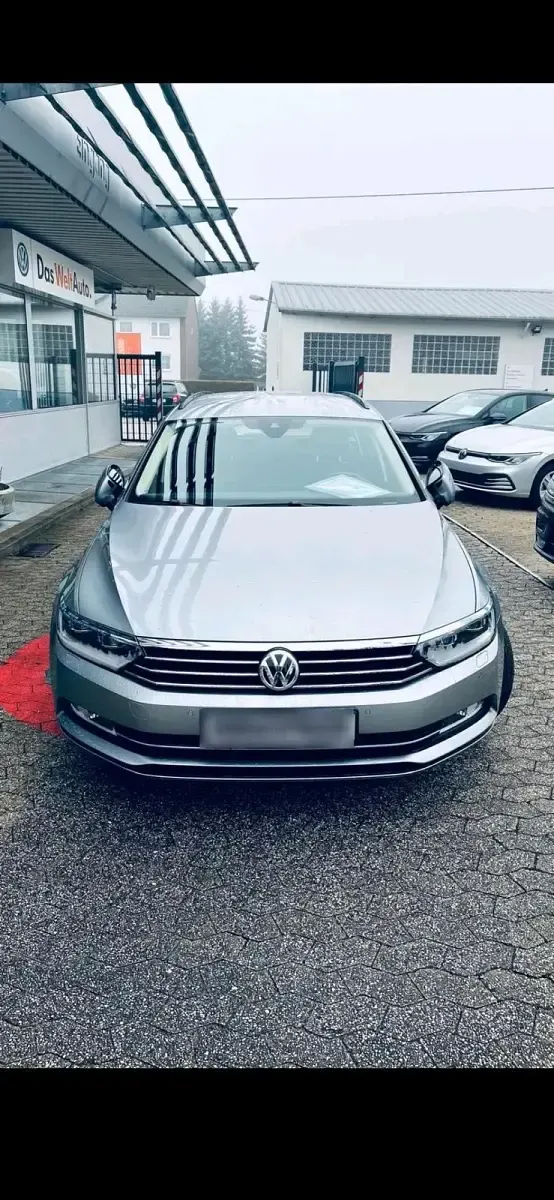 Second-hand VW Passat 190 CP (139 kW) 2017 Argintiu Break