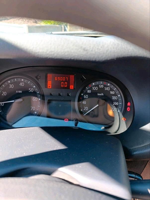 Używany Renault Clio II 2005 Srebrny Hatchback