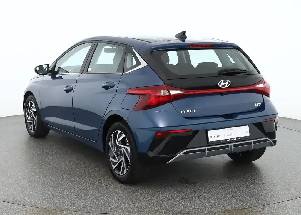 Neu Hyundai i20 90 PS (66 kW) 2026 Vibrantbluepearlmet. Kleinwagen