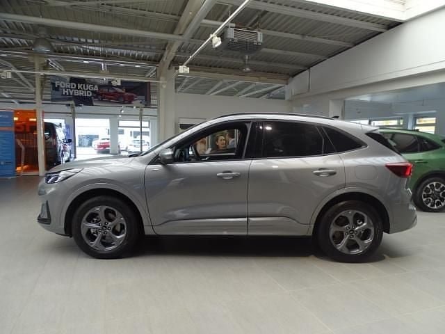 Gebraucht Ford Kuga ST-Line 182 PS (133 kW) 2024 Silber SUV