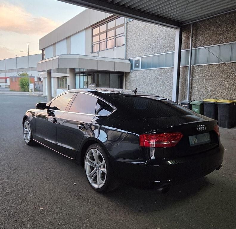 Schwarz Gebraucht 2009 Audi A5 S-Line Coupé | 5.700 € (Fairer Preis) - Bild 1/4