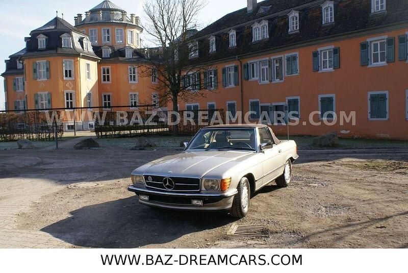 Silber Gebraucht 1989 Mercedes 560 Cabrio | 59.000 € - Bild 1/4