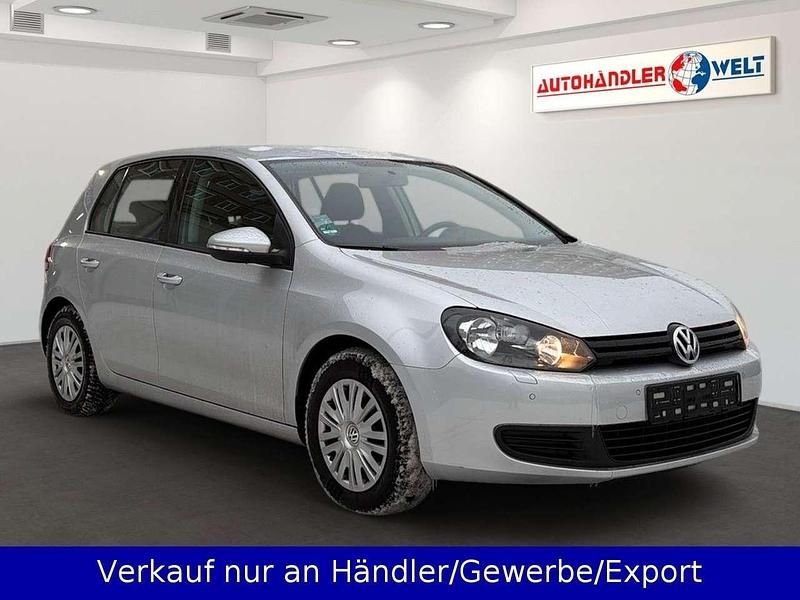 Gebraucht VW Golf 86 PS (63 kW) 2012 Silber Limousine