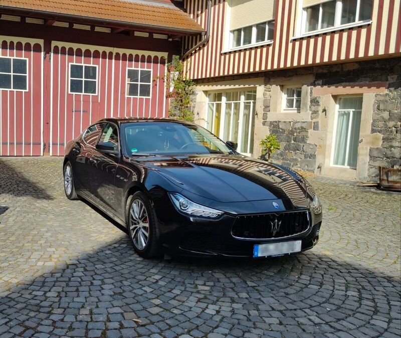 Schwarz Gebraucht 2016 Maserati Ghibli Coupé | 36.000 € (Fairer Preis) - Bild 1/4
