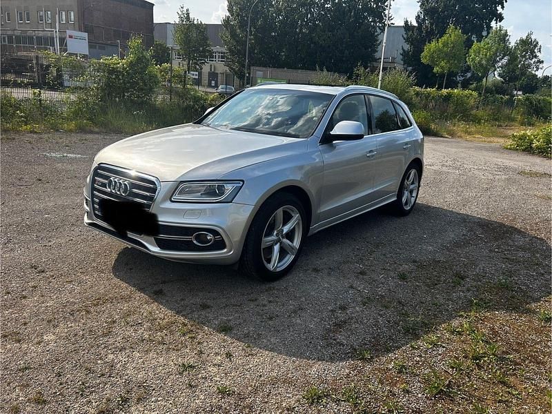 Silber Gebraucht 2013 Audi SQ5 SUV | 19.990 € (Superpreis) - Bild 1/4