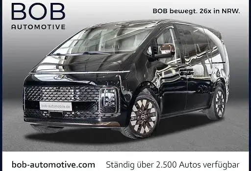 Gebraucht Hyundai Staria Signature 177 PS (130 kW) 2022 Van / Kleinbus