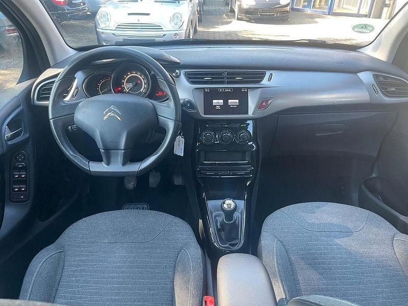 Used Citroën C3 Start 99 HP (72 kW) 2017 Black Hatchback
