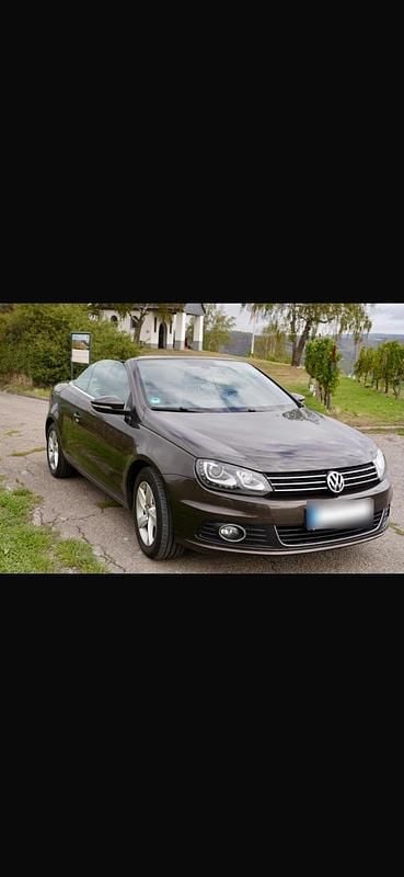 Gebraucht VW Eos 140 PS (102 kW) 2011 Braun Cabrio