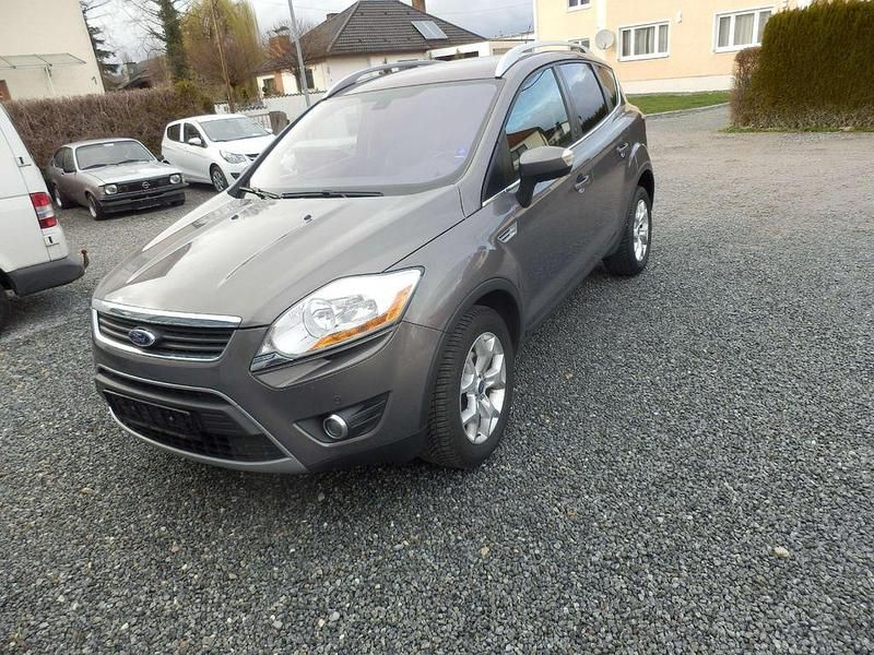 Gebraucht Ford Kuga Champions Edition 140 PS (102 kW) 2012 Brisbane braun (met.) SUV