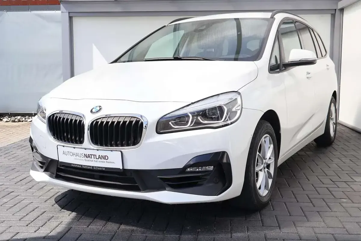 Gebraucht BMW 216 109 PS (80 kW) 2021 Alpinweiss iii Van / Kleinbus