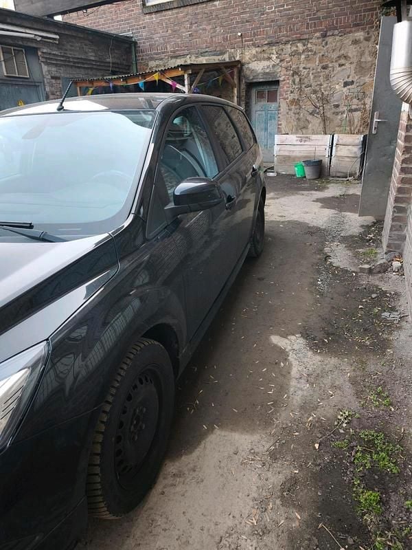 Gebraucht Ford Focus 149 PS (109 kW) 2010 Schwarz Kombi