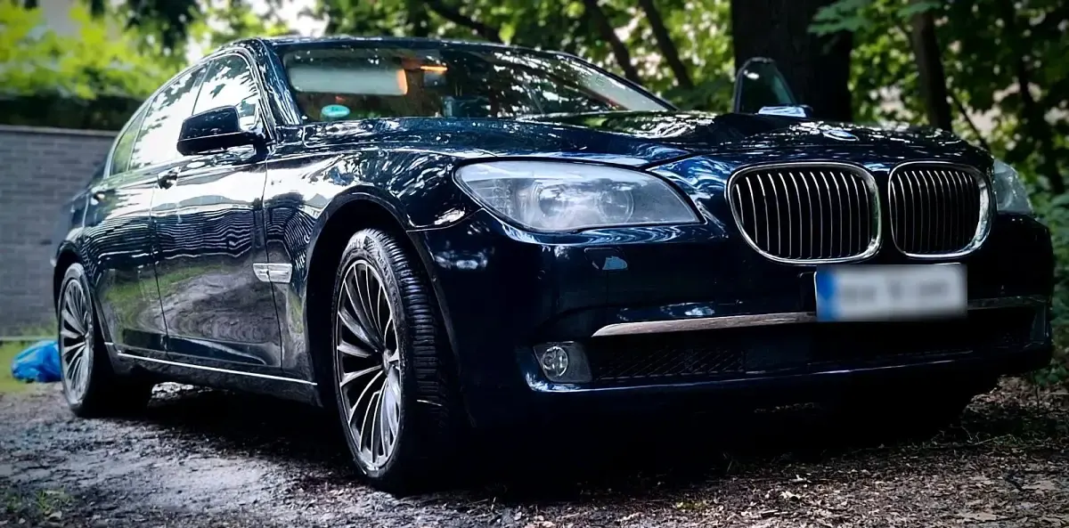 Gebraucht BMW 740 306 PS (225 kW) 2010 Blau Limousine