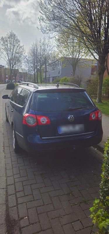 Gebraucht VW Passat 140 PS (102 kW) 2008 Blau Kombi