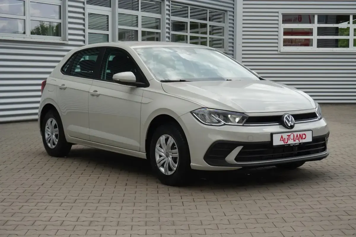 Gebraucht VW Polo 95 PS (69 kW) 2021 Grau Kleinwagen