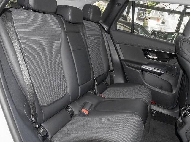 Gebraucht Mercedes GLC300e 333 PS (244 kW) 2024 SUV