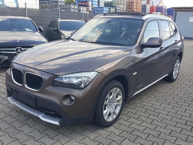 Braun Gebraucht 2010 BMW X1 xLine SUV | 6.200 € (Guter Preis) - Bild 1/4