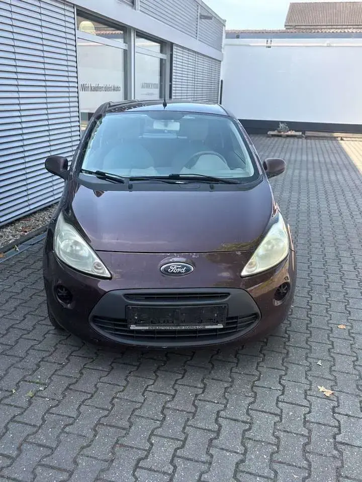 Gebraucht Ford Ka Trend 69 PS (50 kW) 2010 Cafe (metallic) Kleinwagen