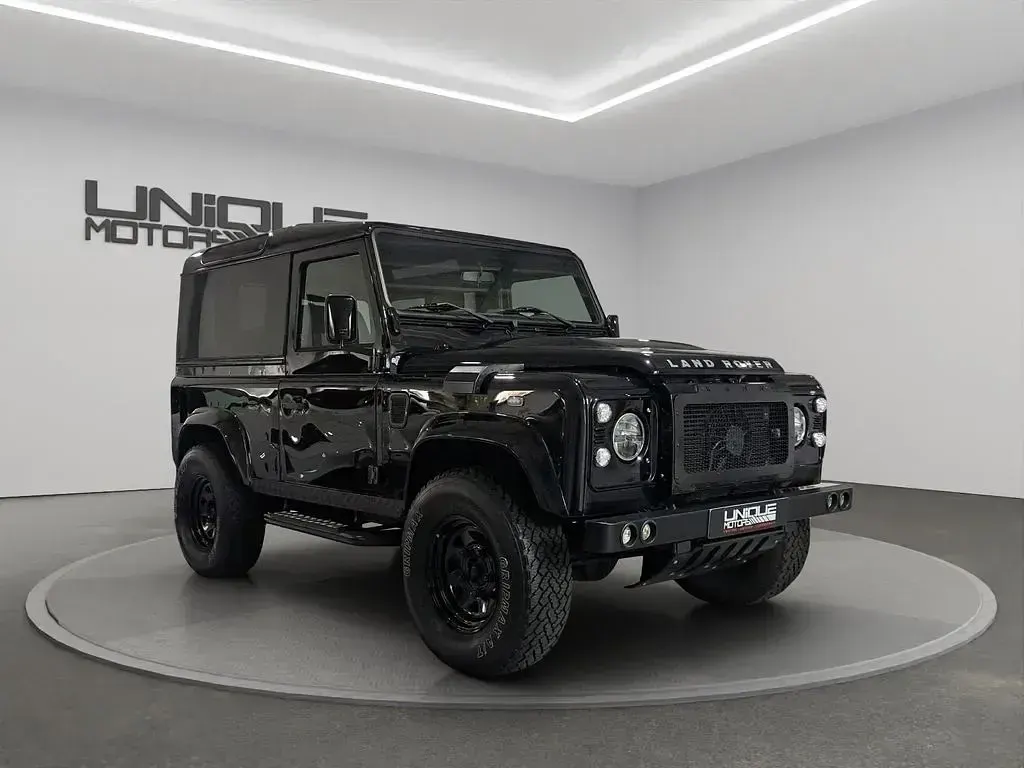 Gebraucht Land Rover Defender 122 PS (89 kW) 2013 Schwarz SUV