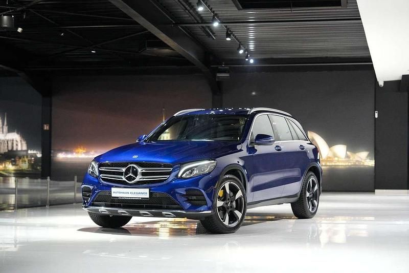 Gebraucht Mercedes GLC300 AMG line 245 PS (180 kW) 2017 Blau SUV
