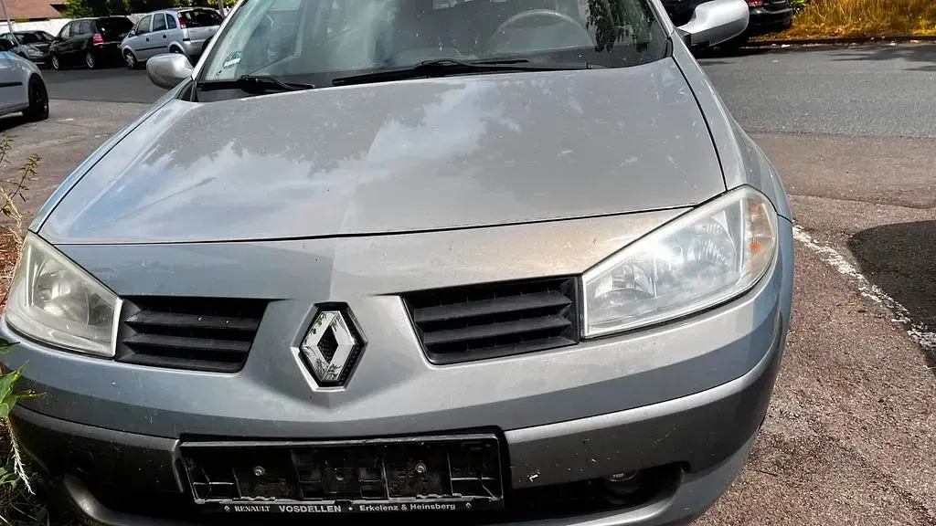 Gebraucht Renault Mégane 135 PS (99 kW) 2007 Silber Limousine
