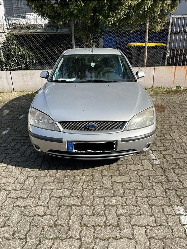 Grau Gebraucht 2001 Ford Mondeo Limousine | 600 € (Guter Preis) - Bild 1/4