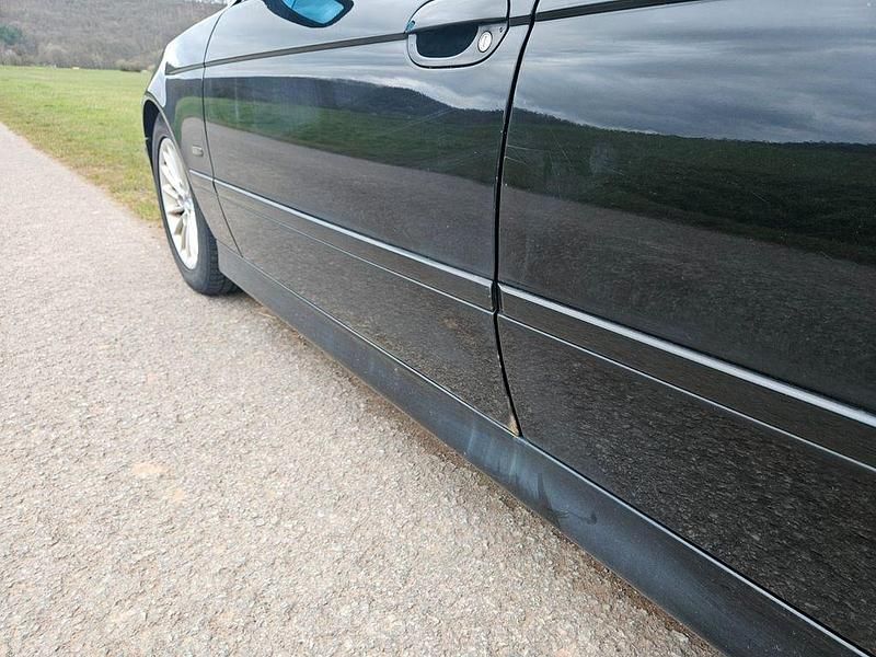 Gebraucht BMW 525 Performance 192 PS (141 kW) 2002 Schwarz Kombi