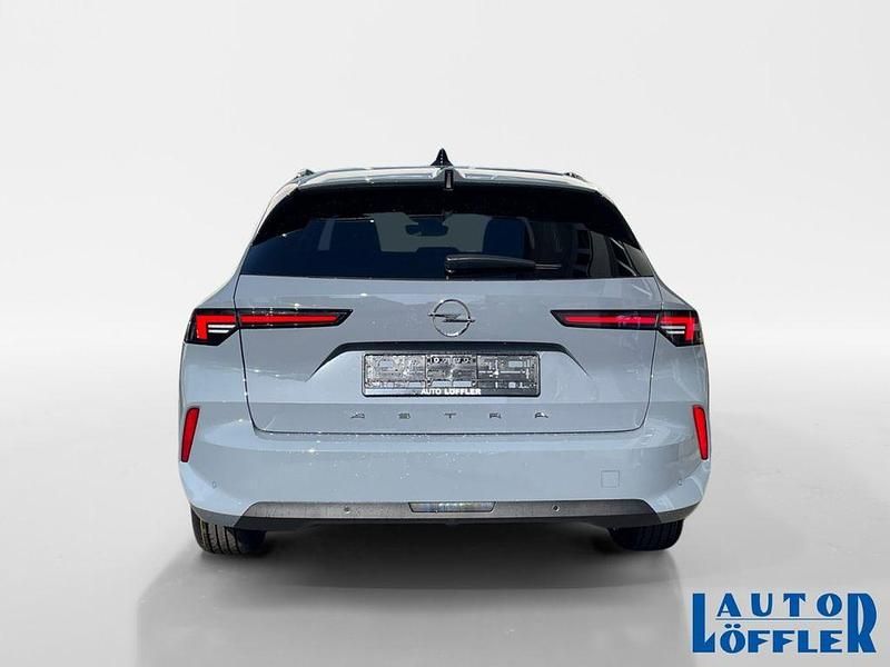 Neu Opel Astra 131 PS (96 kW) 2025 Grau Kombi