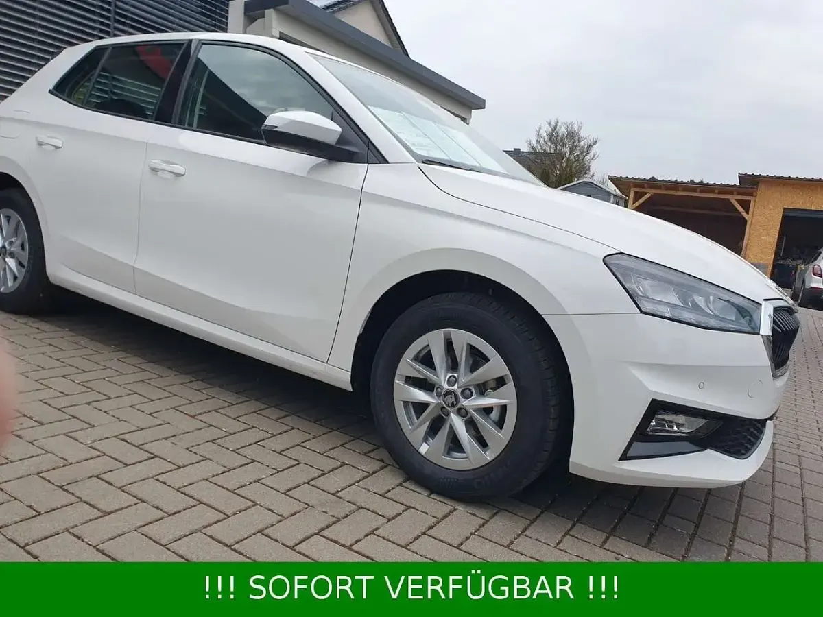 Neu Skoda Fabia Selection 95 PS (69 kW) 2026 Candyweiss Kleinwagen