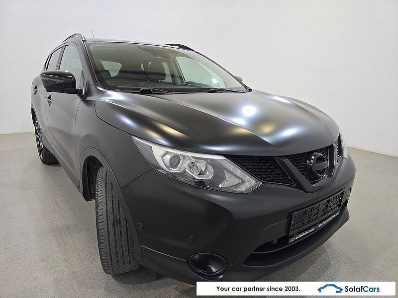 Gebraucht Nissan Qashqai Acenta 116 PS (85 kW) 2017 Weiß SUV