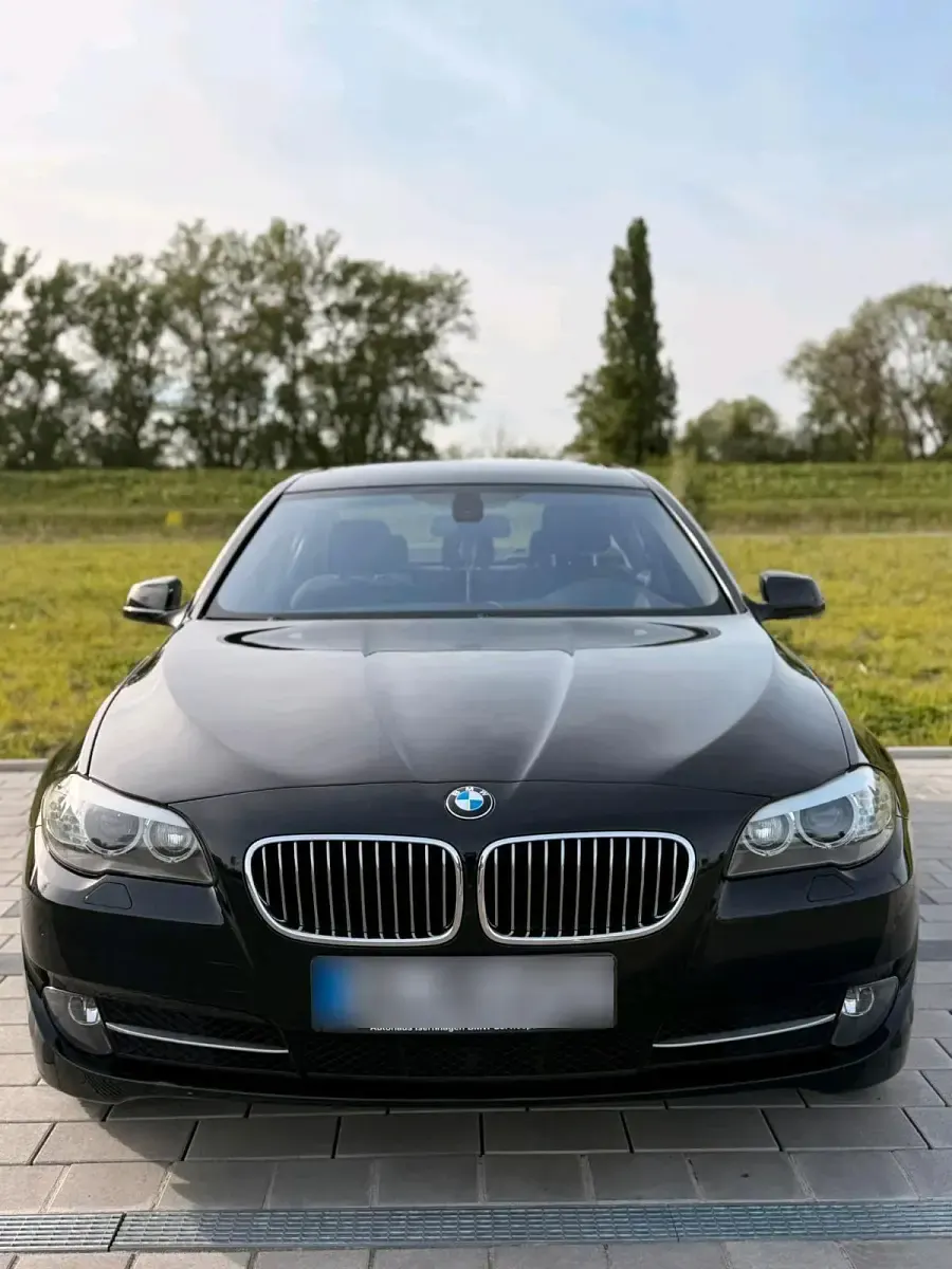 Usata BMW 525 218 CV (160 kW) 2012 Nero Berlina