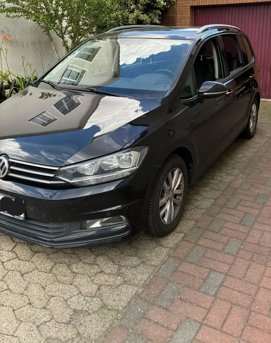 Gebraucht VW Touran 110 PS (80 kW) 2016 Schwarz Van / Kleinbus