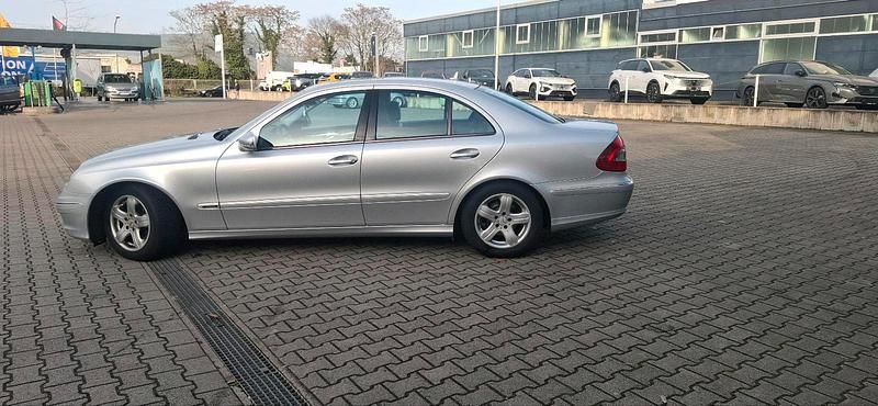 Second-hand Mercedes E280 2007 Argintiu Berlinǎ