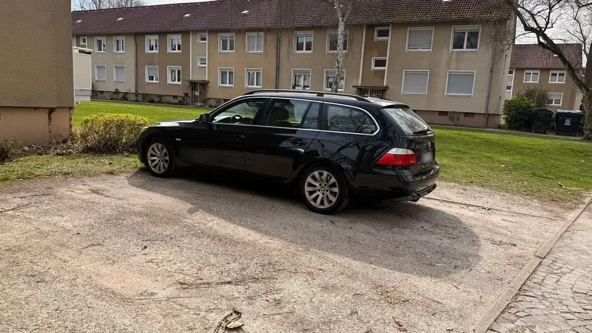 Gebraucht BMW 520 177 PS (130 kW) 2009 Schwarz Kombi