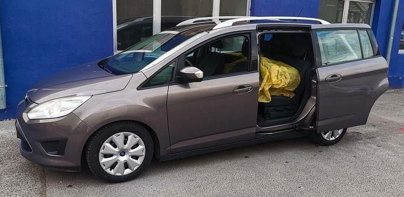 Gebraucht Ford Grand C-Max 150 PS (110 kW) 2012 Grau Van / Kleinbus