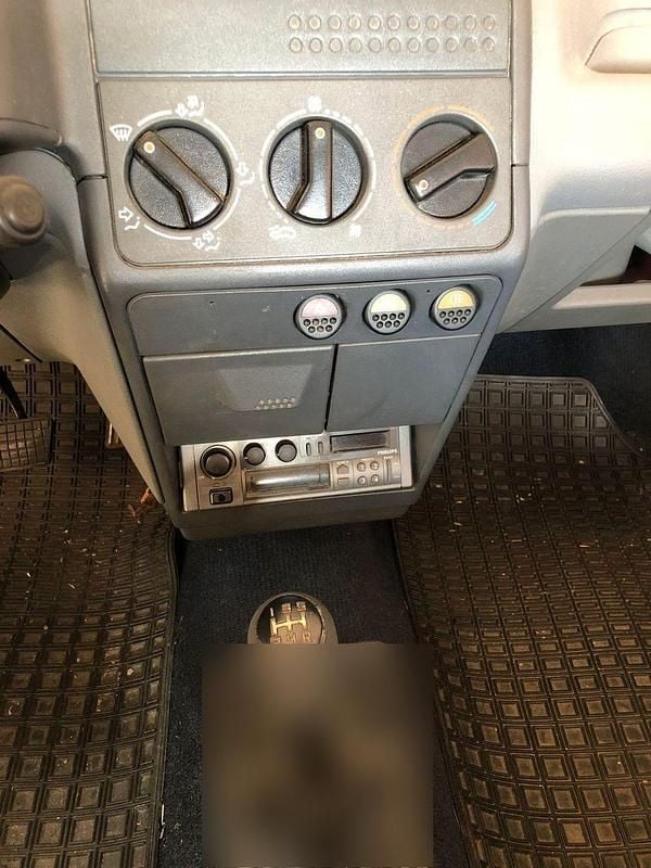 Gebraucht Peugeot 205 60 PS (44 kW) 1990 Kleinwagen