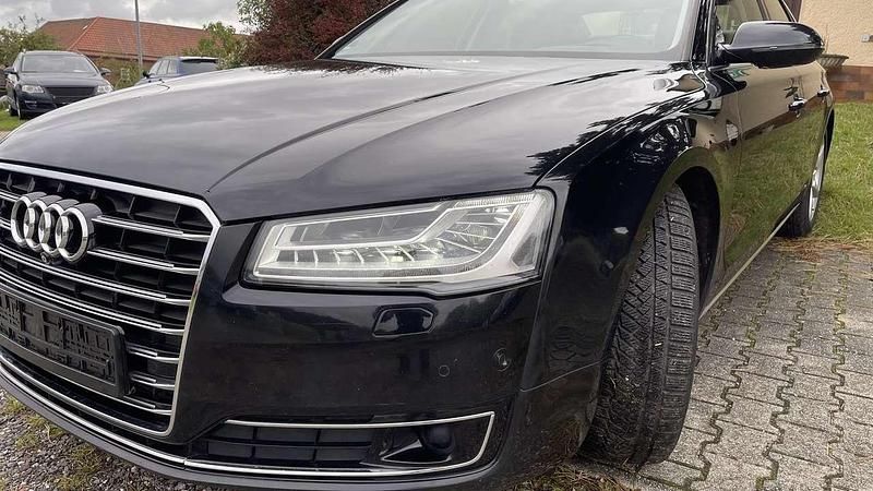 Gebraucht Audi A8 258 PS (189 kW) 2013 Phantomschwarz perleffekt Limousine