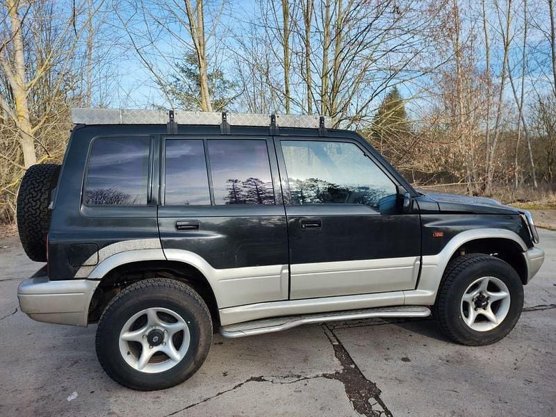 Gebraucht Suzuki Vitara 136 PS (100 kW) 1997 Schwarz SUV
