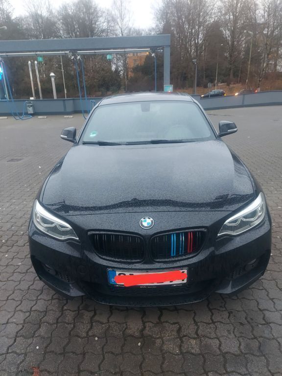 Schwarz Gebraucht 2015 BMW 220 M Sport Coupé | 17.600 € (Fairer Preis) - Bild 1/4