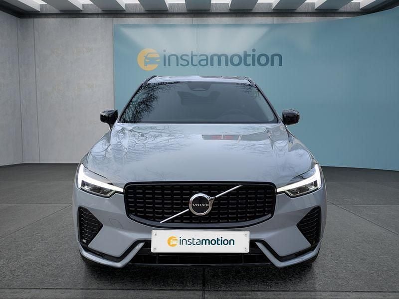 Gebraucht Volvo XC60 Plus 197 PS (144 kW) 2023 Grau SUV