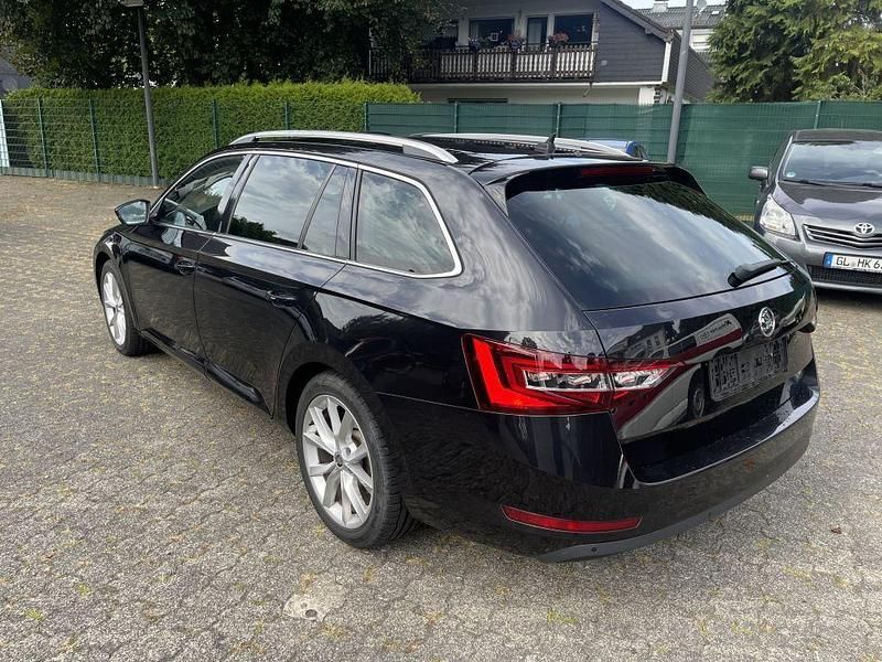 Gebraucht Skoda Superb Style 150 PS (110 kW) 2017 Kombi
