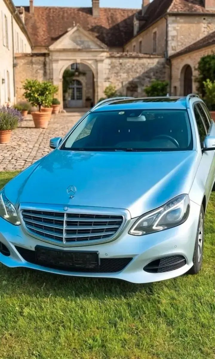 Gebraucht Mercedes E250 204 PS (150 kW) 2015 Silber Kombi