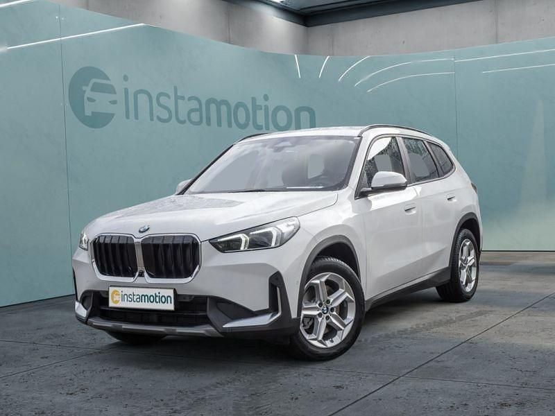 Weiß Gebraucht 2023 BMW X1 SUV | 42.699 € (Guter Preis) - Bild 1/4