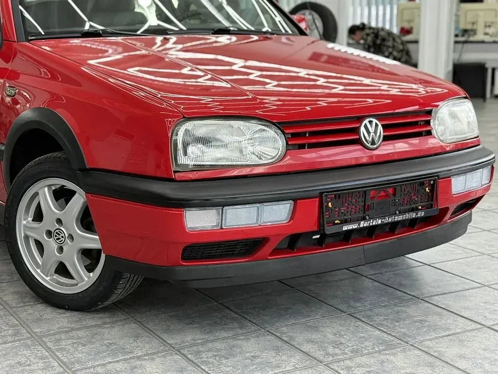 Gebraucht VW Golf Cabriolet Conceptline 75 PS (55 kW) 1995 Flashrot Cabrio